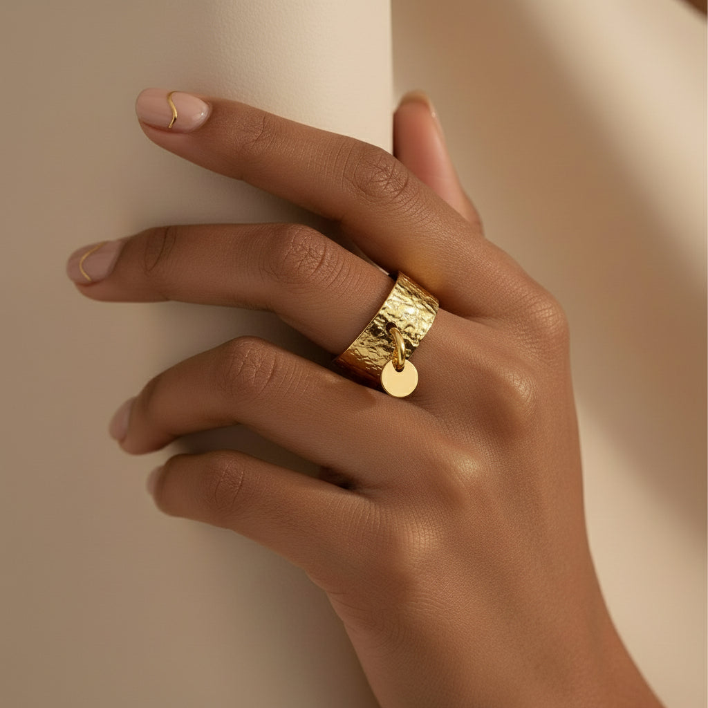 Sculpted Pendant Ring in Gold or Silver