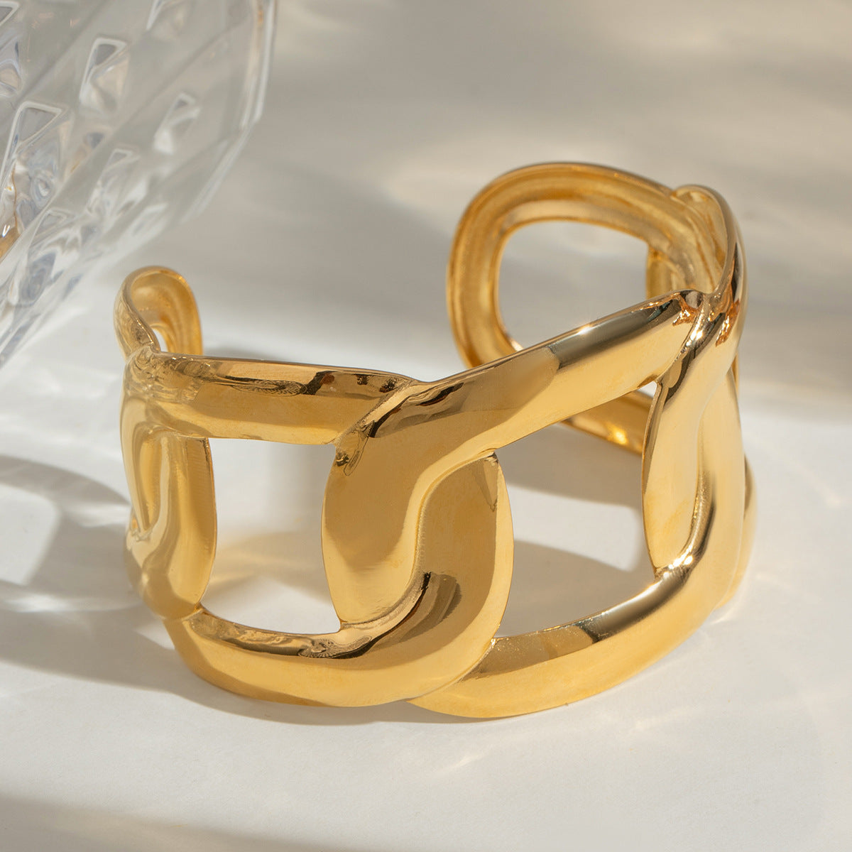 Chunky Statement Bracelet gold-tone in stainless steel edition