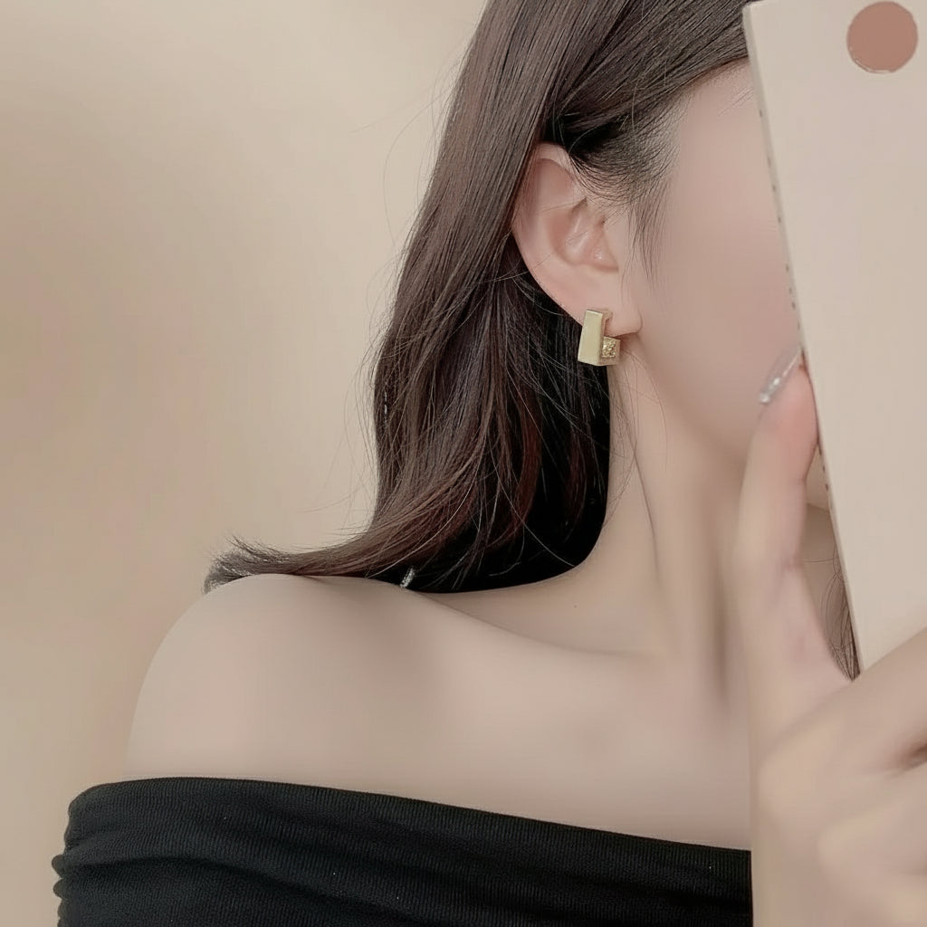 Minimal Square Hoop Earrings