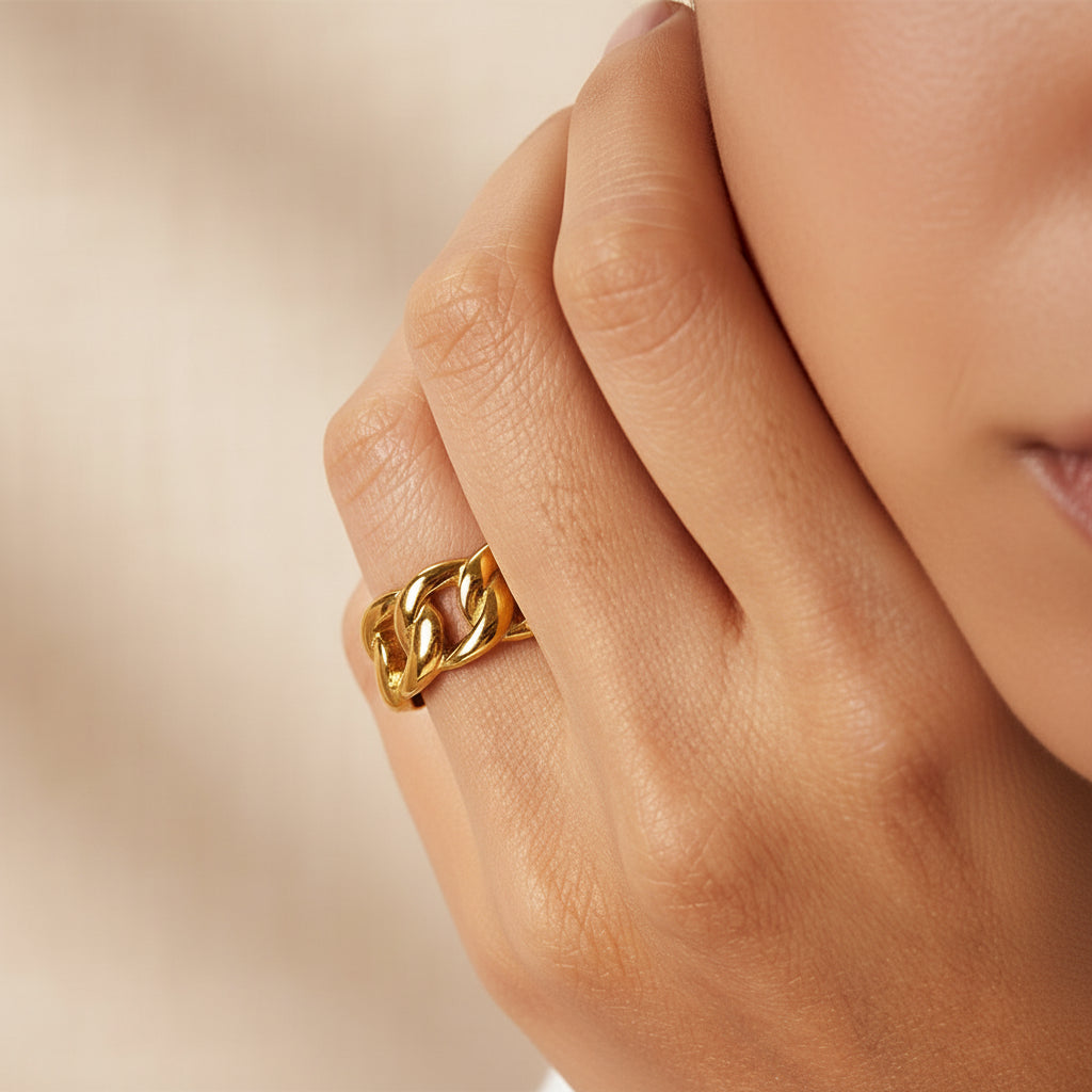 Sculpted Chain-Link Gold Ring