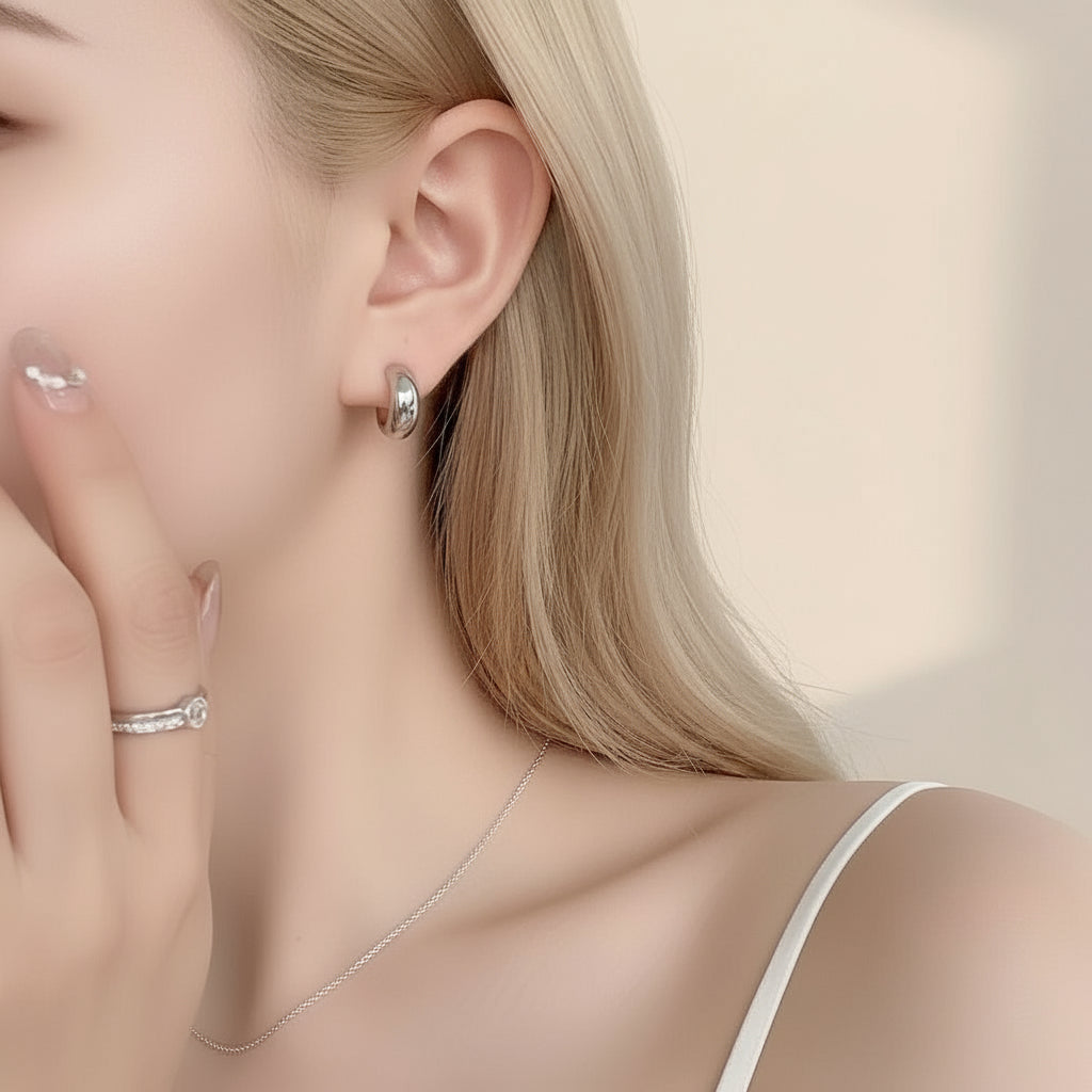 Tapered Classic Hoop Earrings Silver