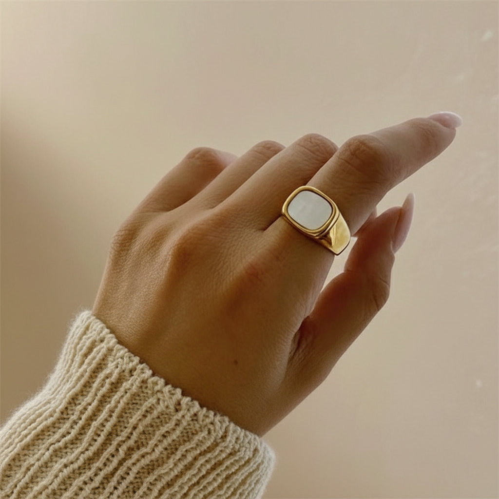 Sculpted Signet Ring