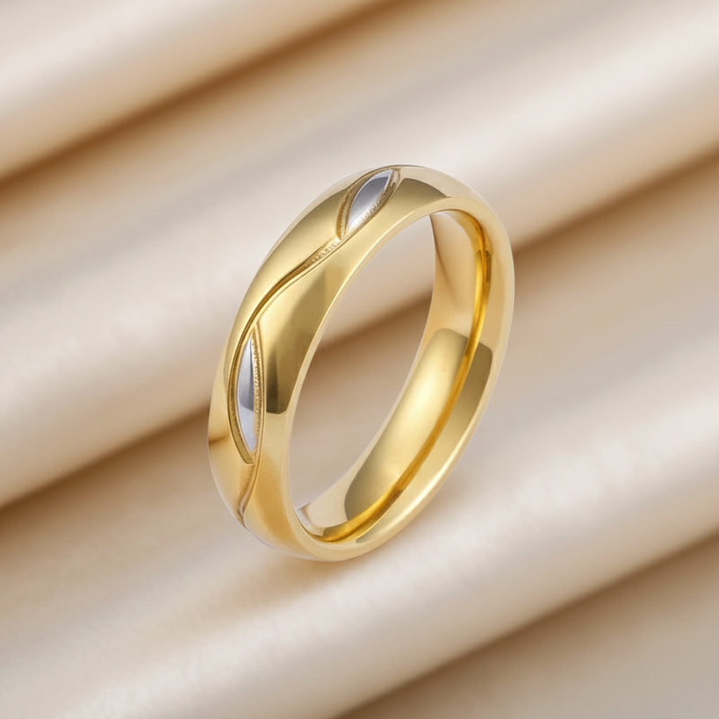 The Unity Rings in 18K Gold Titanium